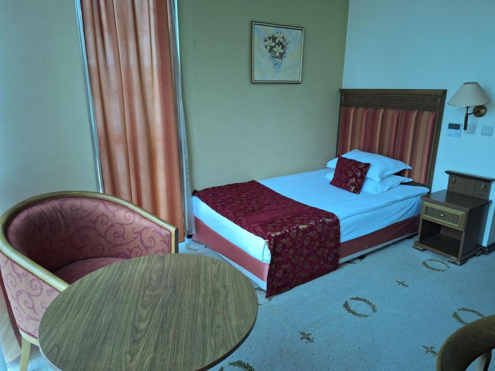 Hotel Efir à Stara Zagora Extérieur photo